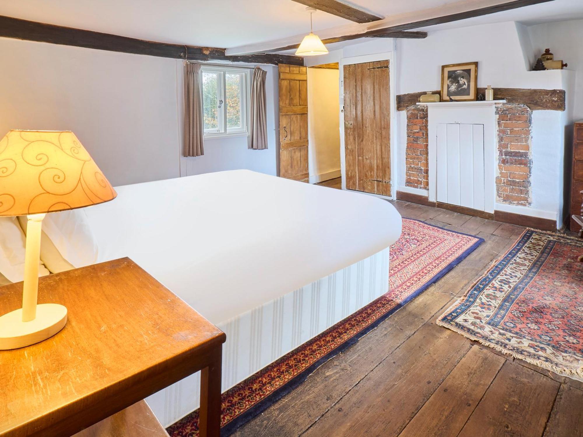 Host & Stay - The Bell House Wickhambreaux エクステリア 写真